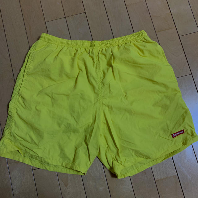 Supreme - 専用supreme nylon water short イエロー Mサイズ 新品の