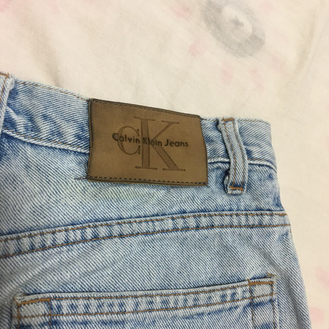 Calvin Klein(カルバンクライン)のカルバンクライン デニムショートパンツ レディースのパンツ(ショートパンツ)の商品写真