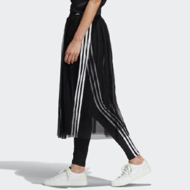 adidas(アディダス)の専用★ レディースのスカート(ロングスカート)の商品写真