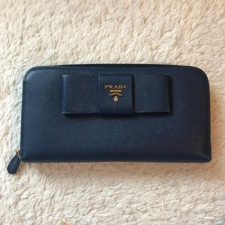 プラダ(PRADA)のPRADA リボン長い財布(財布)