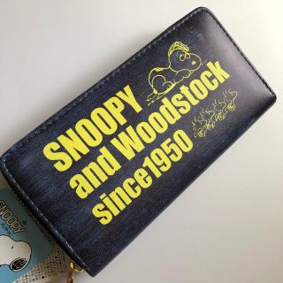 スヌーピー(SNOOPY)のラスト1点❗️新品❗️スヌーピー ウォレット 長財布 ネイビー デニム風(財布)