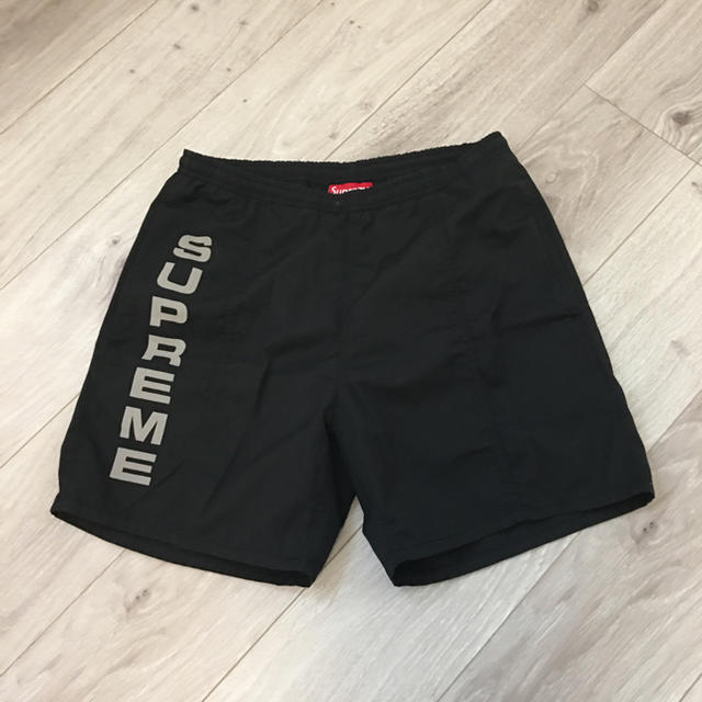 supreme water shortショートパンツ