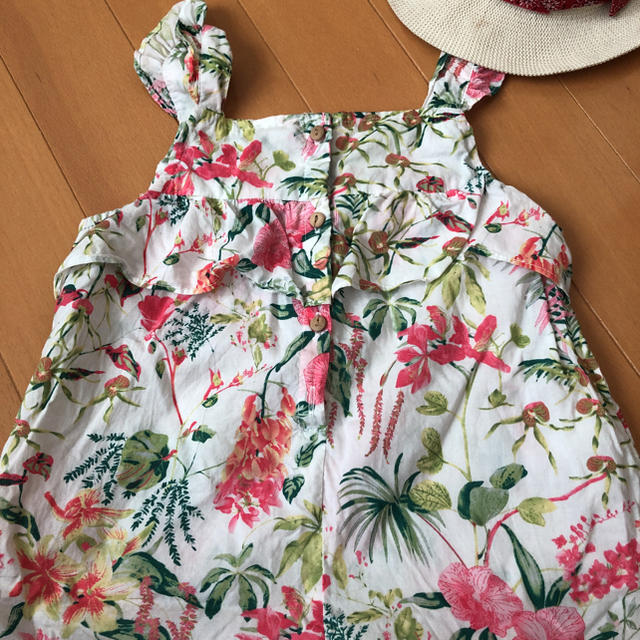 ZARA KIDS(ザラキッズ)のZARA baby 花柄ロンパース キッズ/ベビー/マタニティのキッズ服女の子用(90cm~)(ワンピース)の商品写真