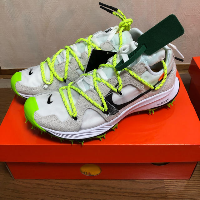 NIKE(ナイキ)のNike off-white 24.5cm 新品未使用 レディースの靴/シューズ(スニーカー)の商品写真