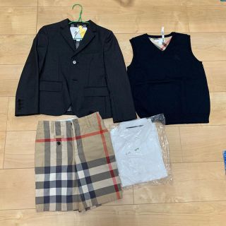 バーバリー(BURBERRY)のあや様専用大幅値下げ中　バーバリー 男児用式服 110センチ 4点セット(その他)