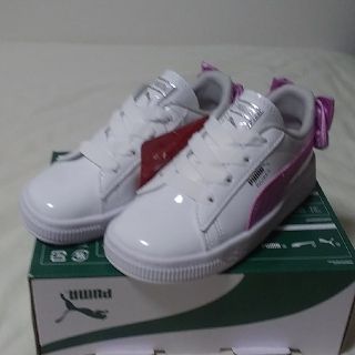 プーマ(PUMA)の新品タグ付き！　プーマ　リボンシューズ　ピンク16(スニーカー)