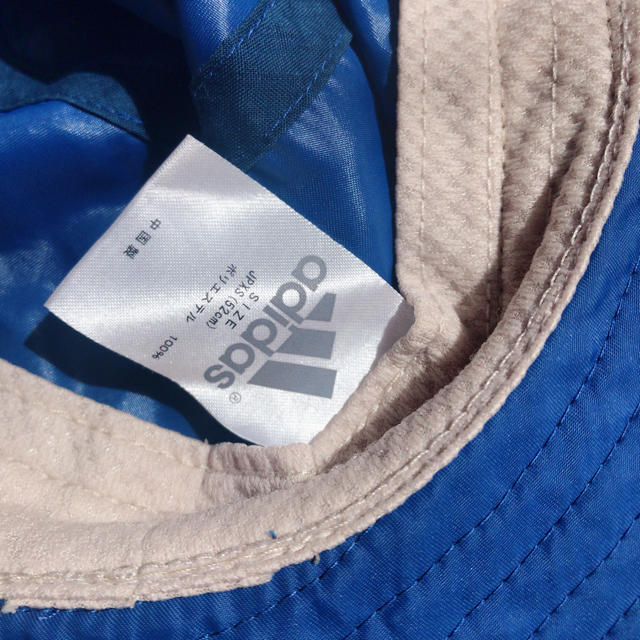 adidas(アディダス)のadidas  ♡ 水遊び帽子 52センチ ハット アディダス キッズ/ベビー/マタニティのこども用ファッション小物(帽子)の商品写真