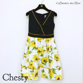 チェスティ(Chesty)の《美品》Chesty ノースリーブ 花柄 ドッキングワンピース 0(ひざ丈ワンピース)