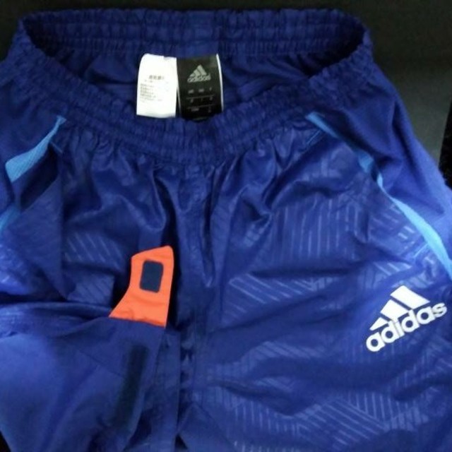 adidas(アディダス)のａｄｉｄａｓアディダスビッグロゴ七分丈シャツＬハーフパンツM上下セットアップ新品 メンズのトップス(ジャージ)の商品写真