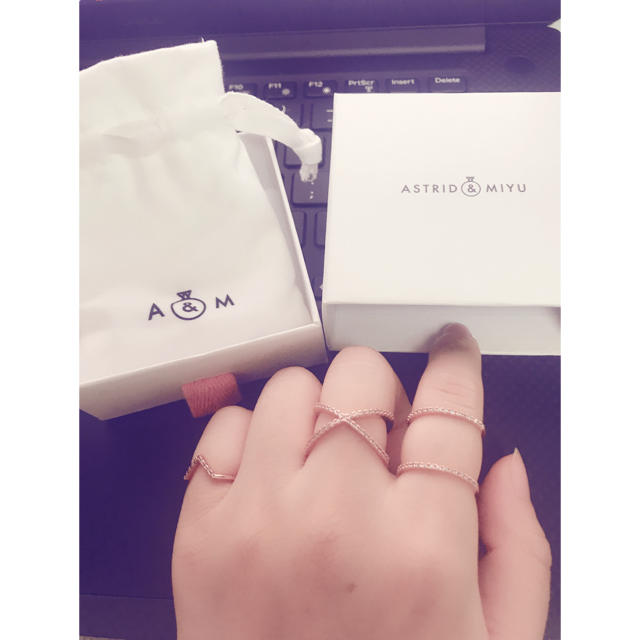 Astrid & miyu 18K ピンクゴールド指輪 レディースのアクセサリー(リング(指輪))の商品写真