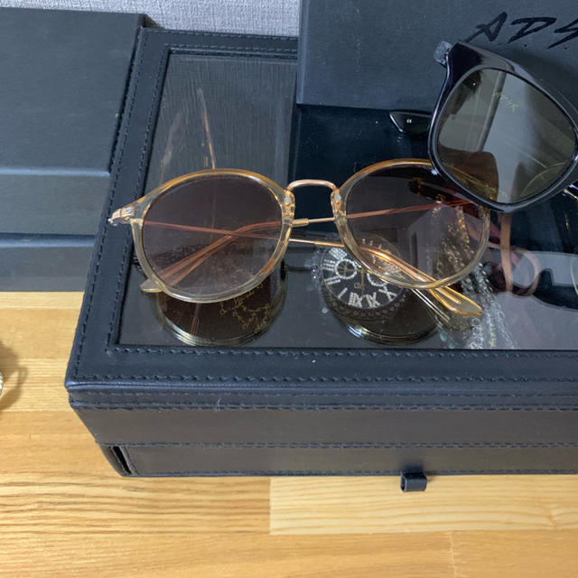 Supreme(シュプリーム)の窪塚着 サングラス メンズのファッション小物(サングラス/メガネ)の商品写真