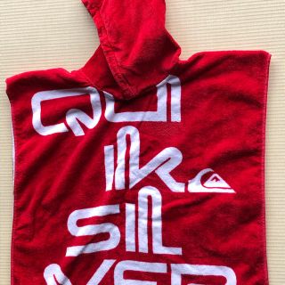 クイックシルバー(QUIKSILVER)のキッズ ポンチョタオル☆クイックシルバー赤(マリン/スイミング)