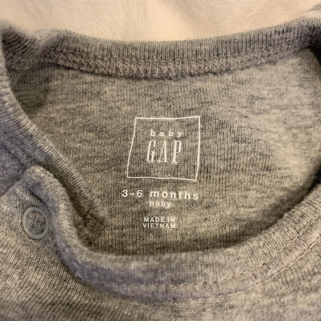 babyGAP(ベビーギャップ)のgap baby ロンパース キッズ/ベビー/マタニティのベビー服(~85cm)(ロンパース)の商品写真