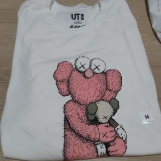 ユニクロ(UNIQLO)のkaws UNIQLO　カウズユニクロコラボ(Tシャツ/カットソー(半袖/袖なし))