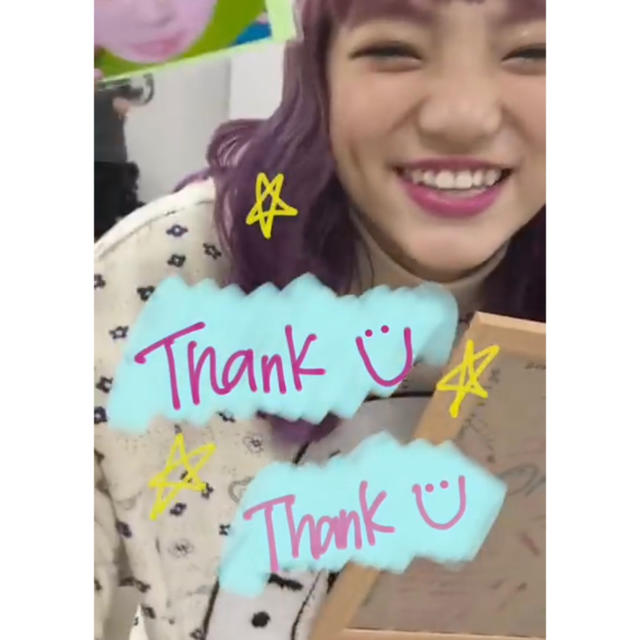 little sunny bite 須田アンナ着用