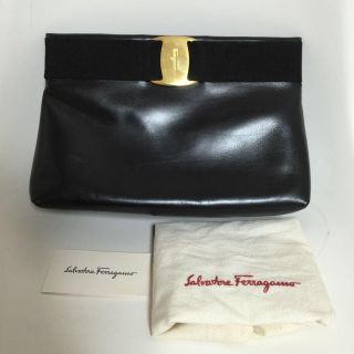 サルヴァトーレフェラガモ(Salvatore Ferragamo)の【正規品】フェラガモ クラッチバッグ(クラッチバッグ)