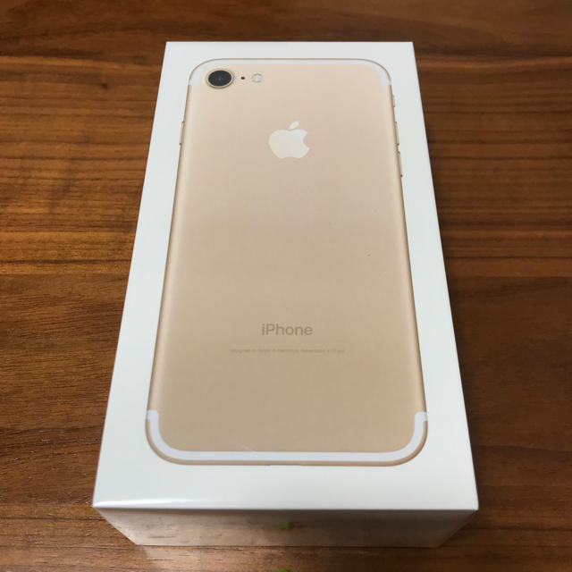 【新品】iPhone7 32GB ゴールド 本体 SIMロック解除済みdocomoIMEI