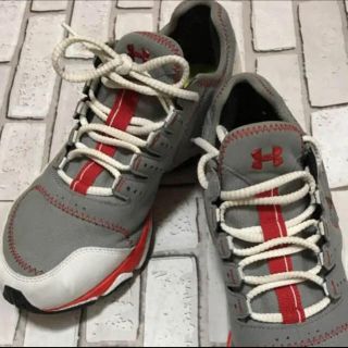 アンダーアーマー(UNDER ARMOUR)のアンダーアーマースニーカー(スニーカー)