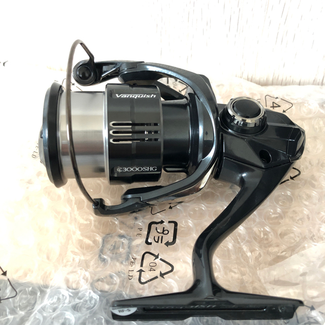 新品 未使用品 シマノ 19 ヴァンキッシュ  C 3000 S DH HG