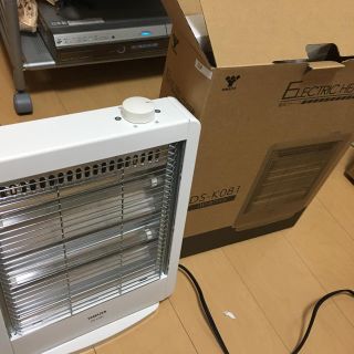 ヤマゼン(山善)の山善 電気ストーブ(800W/400W 2段階切替) ホワイト DS-K081(電気ヒーター)