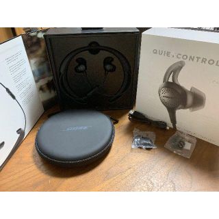 ボーズ(BOSE)の美品　BOSE QuietControl 30(ヘッドフォン/イヤフォン)