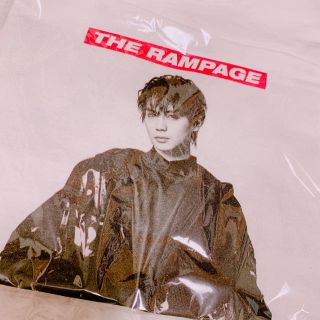 ザランページ(THE RAMPAGE)の吉野北人 Tシャツ(ミュージシャン)