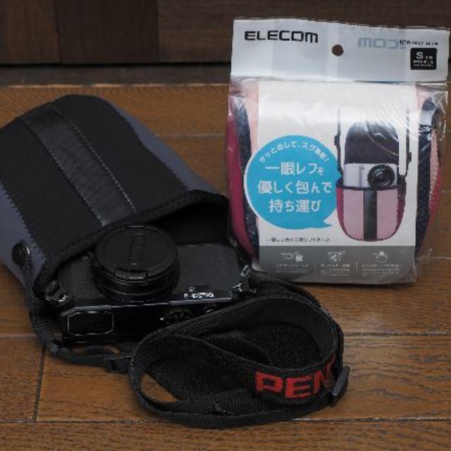 ELECOM(エレコム)のELECOM カメラケース ポーチ 新品 ピンク Size S スマホ/家電/カメラのカメラ(ケース/バッグ)の商品写真