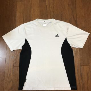 アディダス(adidas)のadidas アディダス Tシャツ(Tシャツ/カットソー(半袖/袖なし))