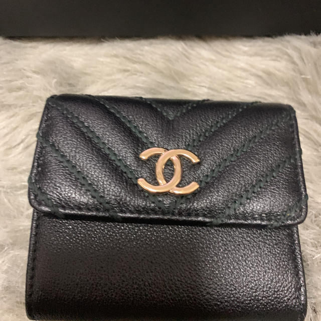 CHANEL(シャネル)のシャネル 財布 レディースのファッション小物(財布)の商品写真