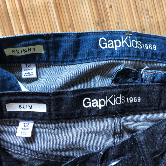 GAP Kids(ギャップキッズ)のGAP KIDS  男子 スキニー とストレートパンツ キッズ/ベビー/マタニティのキッズ服男の子用(90cm~)(パンツ/スパッツ)の商品写真