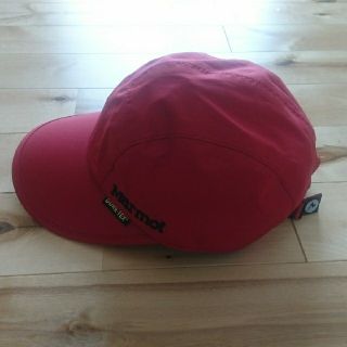 マーモット(MARMOT)の【グッチ様専用】Marmot GORE-TEX Cap 赤(キャップ)