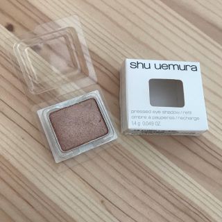 シュウウエムラ(shu uemura)のシュウウエムラ プレスドアイシャドー レフィル ME ライト ベージュ 825(アイシャドウ)