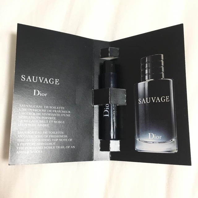 Christian Dior(クリスチャンディオール)のDior  香水 SAUVAGE サンプル コスメ/美容の香水(香水(男性用))の商品写真