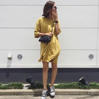 ザラ(ZARA)のzara tシャツ ワンピース (ひざ丈ワンピース)