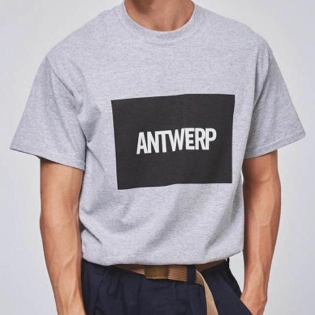 VIER ANTWERP Tシャツ
