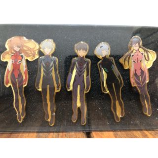 エヴァ展 限定 「:Q」キャラクターピンズセットの通販 by わいおん's ...