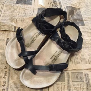 ビルケンシュトック(BIRKENSTOCK)のビルケンストック 美品 YARA(サンダル)