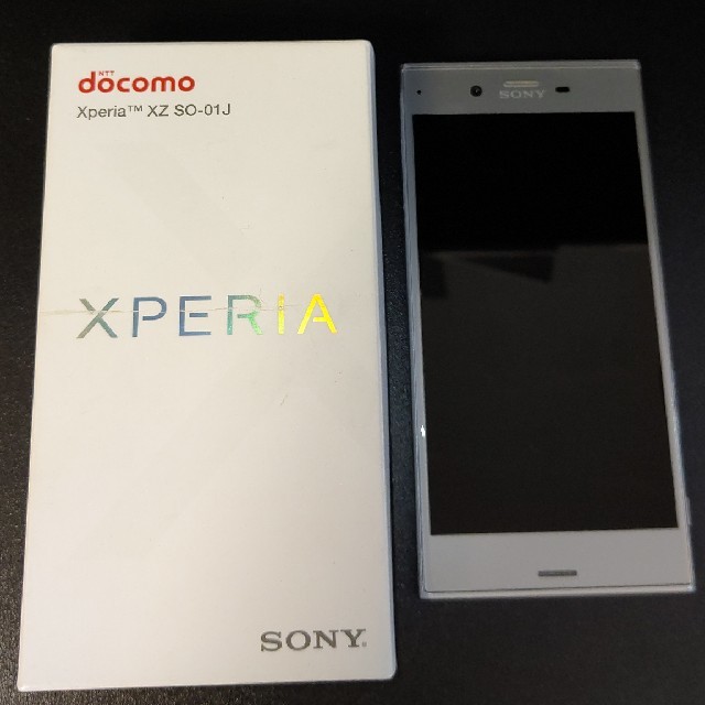 ドコモ　Xperia XZ SO-01J Platinum