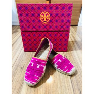 トリーバーチ(Tory Burch)のトリーバーチ  ピンクエスパドリーユ  7.5  (スリッポン/モカシン)