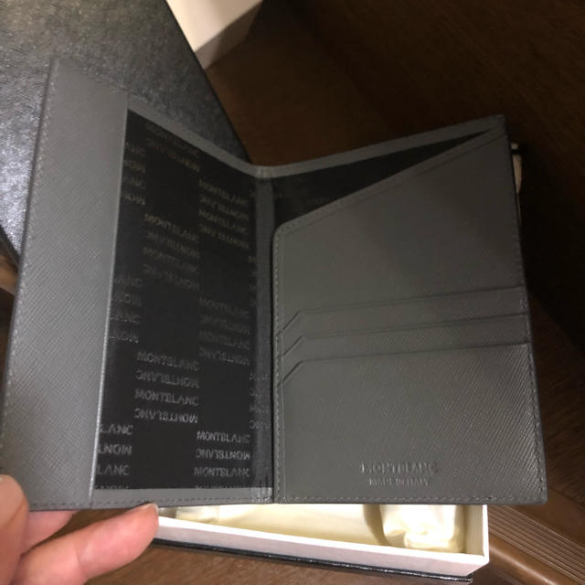 モンブラン パスポートケース ダークグレー モンブラン パスポートケース ダークグレー