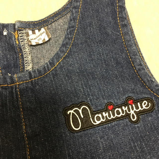 西松屋(ニシマツヤ)のMariarjue ノースリーブデニムワンピース  95サイズ キッズ/ベビー/マタニティのキッズ服女の子用(90cm~)(ワンピース)の商品写真