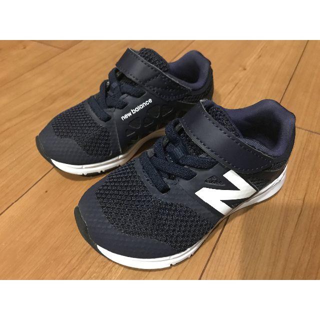 New Balance(ニューバランス)の☆ニューバランス キッズシューズ 14cm 極美品☆ネイビー キッズ/ベビー/マタニティのベビー靴/シューズ(~14cm)(スニーカー)の商品写真