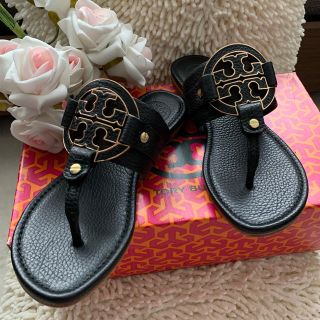 トリーバーチ(Tory Burch)のトリーバーチサンダル レザー5サイズ とてもお洒落なホールド感のあるサンダル(サンダル)