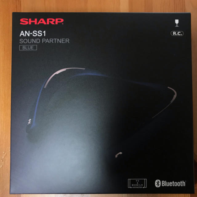 SHARP(シャープ)のシャープ ネックスピーカー AN-SS1 スマホ/家電/カメラのオーディオ機器(ヘッドフォン/イヤフォン)の商品写真