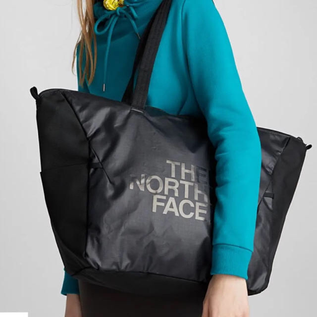 THE NORTH FACE(ザノースフェイス)のノースフェイス トートバック 海外限定 カバン ショルダーバック 肩がけ レディースのバッグ(トートバッグ)の商品写真