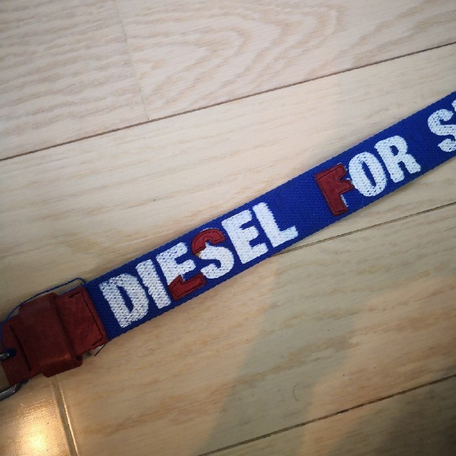 DIESEL(ディーゼル)のDIESEL  キッズ　ベルト キッズ/ベビー/マタニティのこども用ファッション小物(ベルト)の商品写真