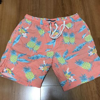 ビラボン(billabong)のビラボン 膝上丈 ショートパンツ ハーフパンツ 送料込み(ショートパンツ)