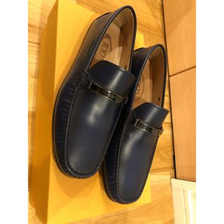 トッズ(TOD'S)のトッズ シューズ ネイビー(ローファー/革靴)