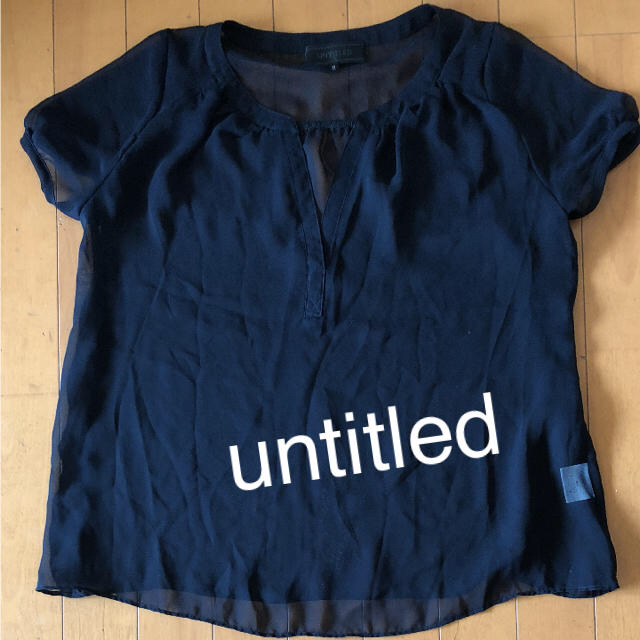 UNTITLED(アンタイトル)のuntitled ブラウス レディースのトップス(シャツ/ブラウス(半袖/袖なし))の商品写真