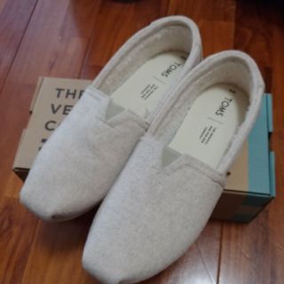 トムズ(TOMS)のchoco様専用です！新品未使用　TOMS トムズ　クラシック(スリッポン/モカシン)